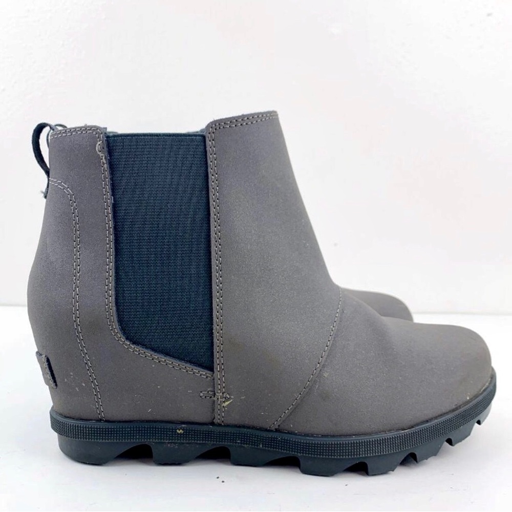 SOREL Gray Joan of Arctic Wedge Hidden Heel Chelsea Boot WOMEN'S Size 5 - Picture 3 of 12